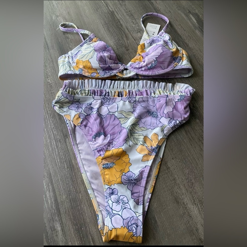 Cupshe Two Piece Swimsuit size S